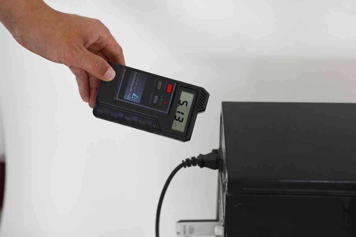 LZT-1000 電磁輻射測試儀，電磁場強(qiáng)度檢測儀測試電腦主機(jī)輻射