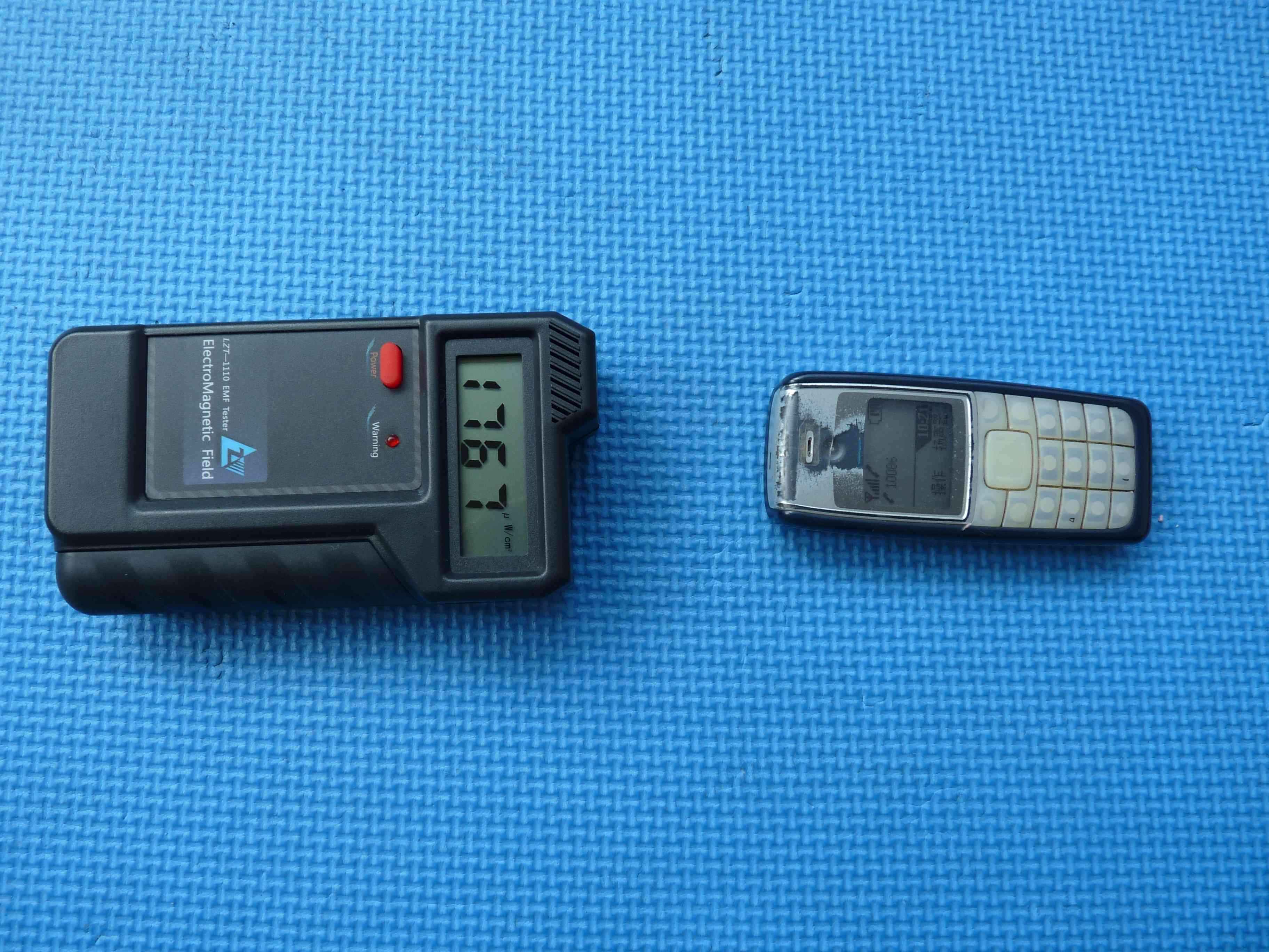 LZT-1110 電磁輻射測(cè)試儀實(shí)測(cè)手機(jī)電磁輻射數(shù)值