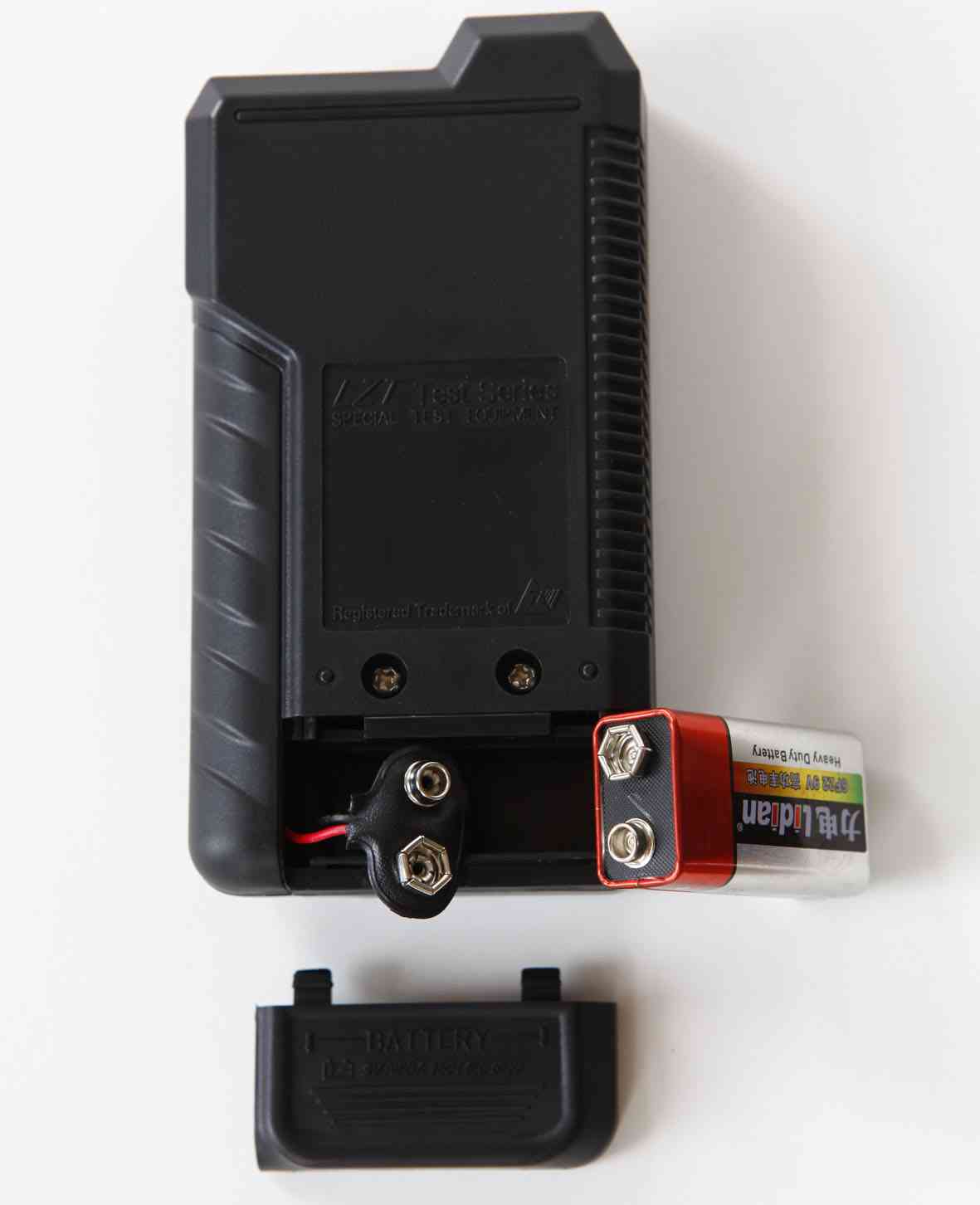 LZT-1150 電場(chǎng)強(qiáng)度測(cè)試儀，電場(chǎng)輻射測(cè)試儀背面及電池安裝方式